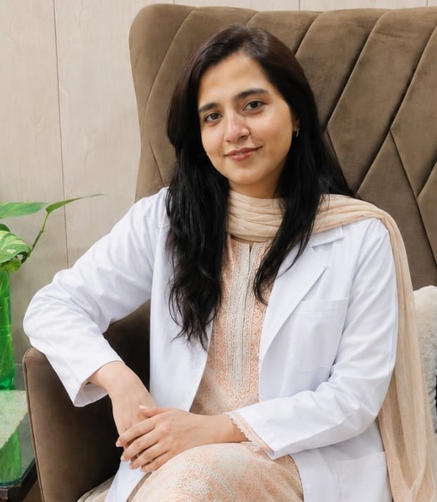 Dr. Noor Fatima, Veterinary Surgeon at Modern Pets Hospital